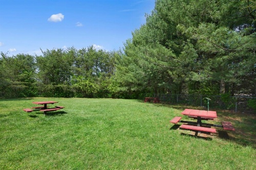 Ramada by Wyndham Asheville Southeast image 34